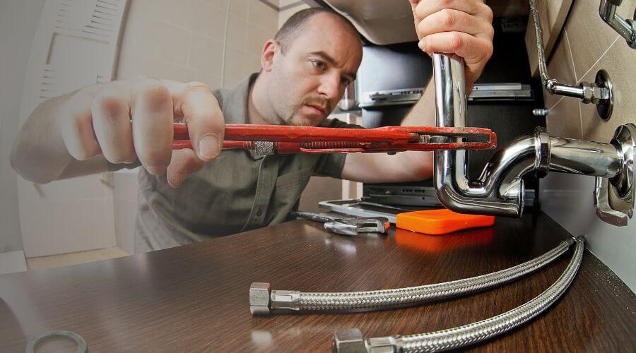Professional water heater repair in Daisetta, TX